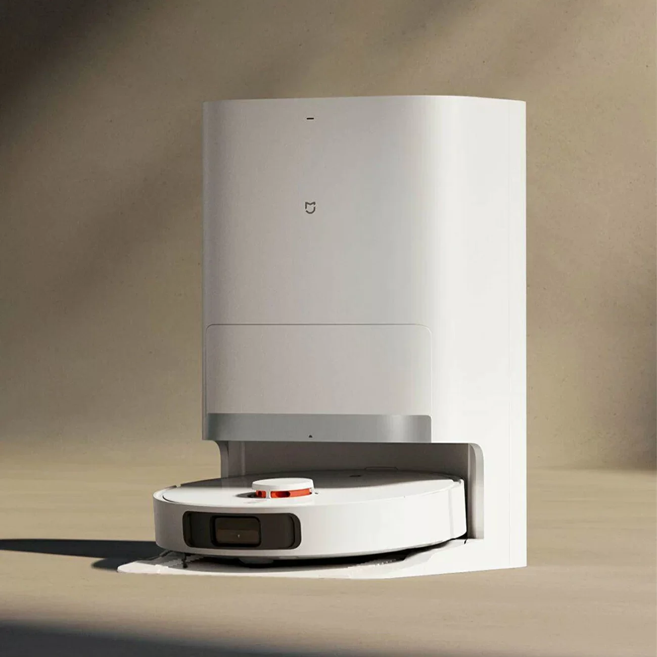 Робот-пылесос с базой для самоочистки Xiaomi Mijia Sweeping Robot Omni 2 (C102CN) Робот-пылесос с базой для самоочистки Xiaomi Mijia Sweeping Robot Omni 2 (C102CN)