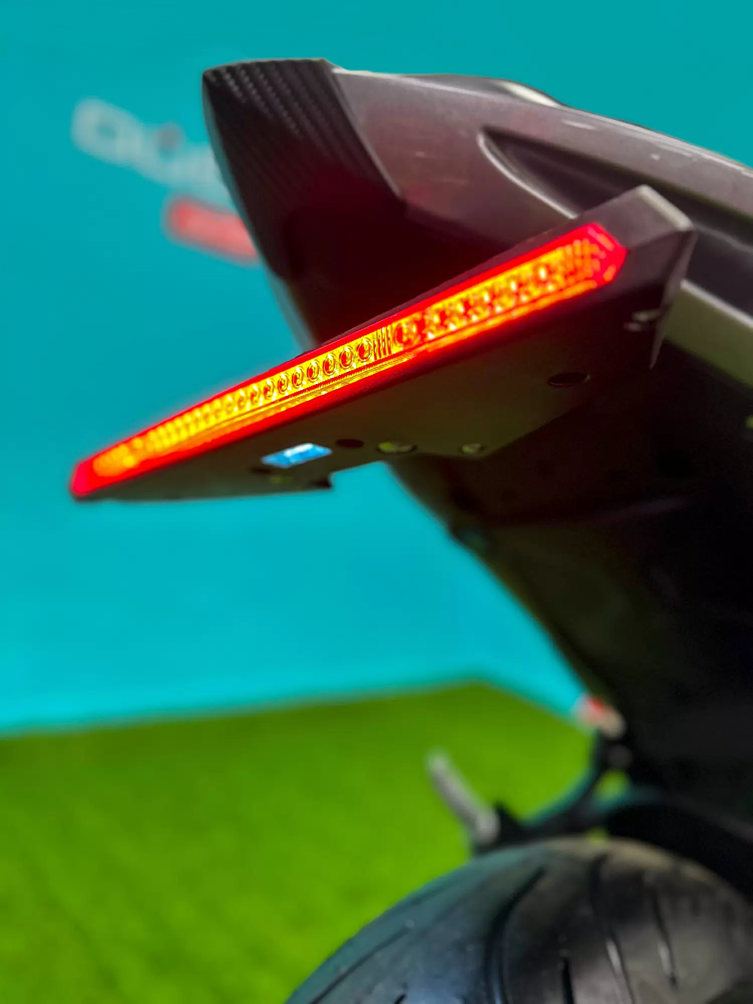 Электромотоцикл Ducati Panigale (серый)